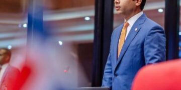 Senado aprueba proyecto de tráfico de migrantes con modificaciones propuestas por Omar Fernández