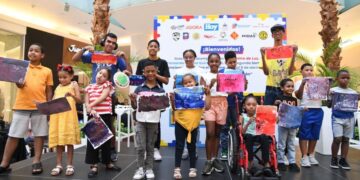 Taller de pintura inclusivo une e inspira en apoyo a la conciencia sobre el autismo