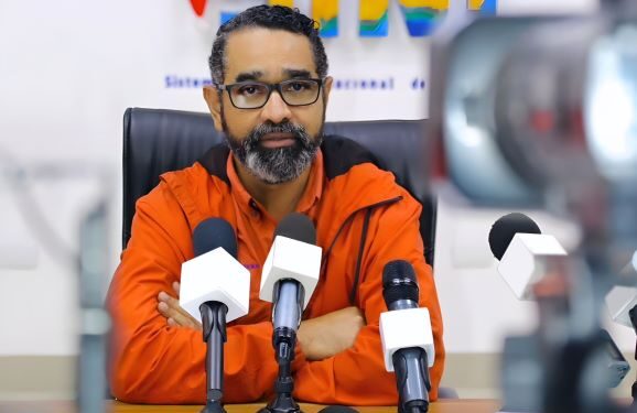 Director Defensa Civil pide a la población no cruzar ríos y cañadas ante fuertes lluvias