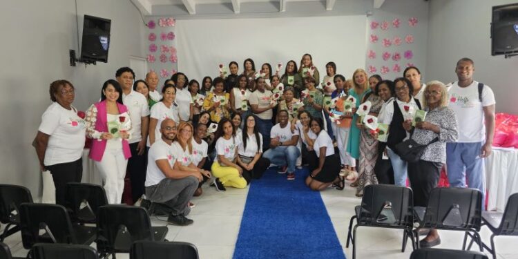 Realizan jornada de bienestar para madres de niños con discapacidad