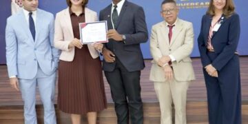 Cámara de Cuentas inviste a 617 estudiantes dentro del programa “Yo Rindo Cuentas”