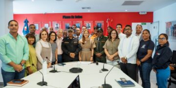 Carolina Mejía activa y deja en sesión permanente Comité de Prevención para planificar acciones frente a temporada ciclónica