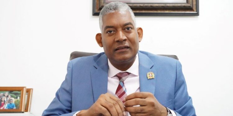 CODUE PIDE NO PRECIPITAR PROYECTO DE LEY SOBRE LIBERTAD DE EXPRESIÓN