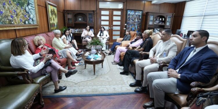 La Procuraduría General reabrirá su Unidad de Protección Animal