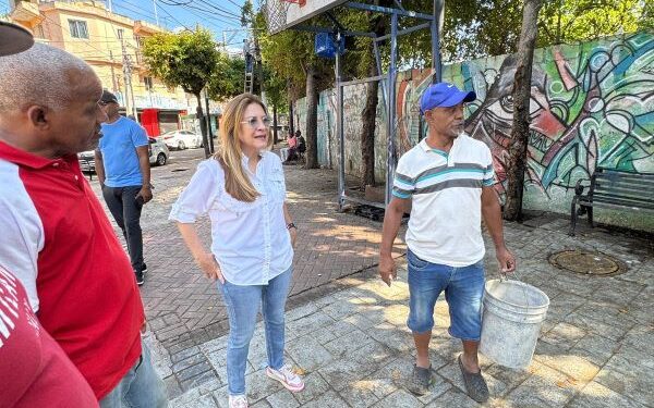 Carolina Mejía supervisa trabajos preventivos para mitigar efectos de la vaguada