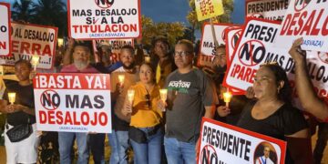 Comunidades de El Valiente en La Caleta piden al presidente declarar terrenos de utilidad pública