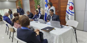 Funcionarios públicos acuden a la Cámara de Cuentas a realizar su Declaración Jurada de Patrimonio en jornada especial