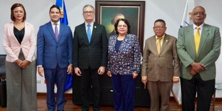 La Cámara de Cuentas y el Tribunal Superior Electoral fortalecen lazos interinstitucionales