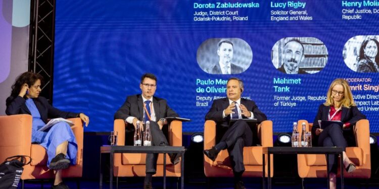 Henry Molina: “La independencia judicial no se conserva sola; se cultiva, se protege y se gana cada día”