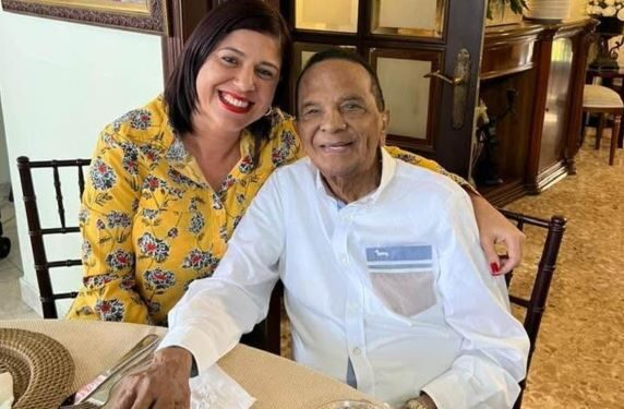 Senadora María Mercedes Ortiz: Constituye un acto de justicia reconocer a unanimidad a Vicente Sánchez Baret