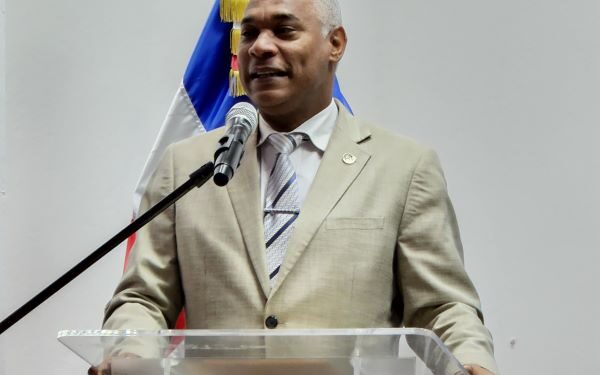 Decano Gerardo Roa: “René Fortunato fue un patrimonio vivo de la memoria histórica del país”