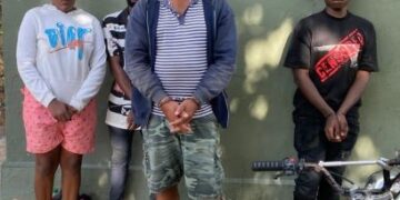 Ejército detecta e intercepta motocicleta con tres haitianos indocumentados en Dajabón