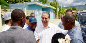 Aspirante  a candidatura presidencial presenta cortometraje