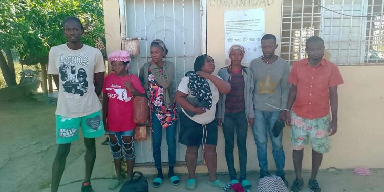 Detienen a 21 nacionales haitianos en condición migratoria irregular en Dajabón y Valverde