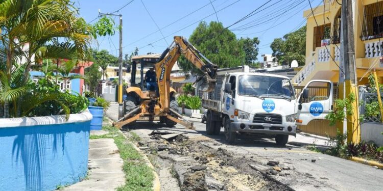 CAASD trabaja en solución de avería en SDO, mantiene limitado parcialmente el servicio de agua potable