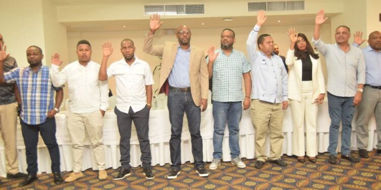 Movimiento Primero la Base juramentó su directiva a nivel Nacional