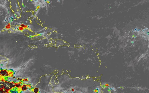Indomet pronostica lluvias por efectos residuales de onda tropical