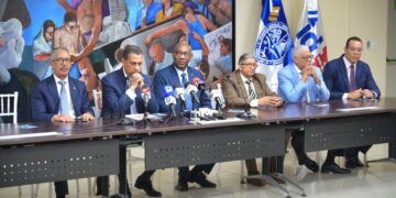 UASD e Indotel impulsan revolución digital universitaria con licitación de internet de alta velocidad