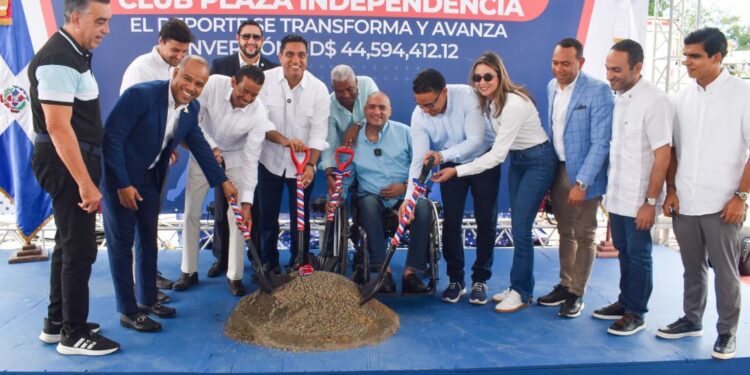 Ministro Kelvin Cruz inicia construcción de multiuso del Club Plaza Independencia