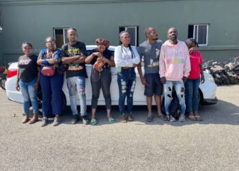 Ejército detiene a 29 haitianos indocumentados en una casucha utilizada como centro de acopio en Montecristi
