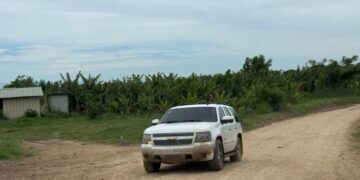 Ejército intercepta jeepeta vinculada a presunto contrabandista con 11 haitianos indocumentados en Montecristi