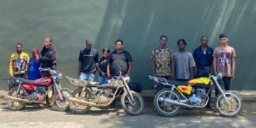 Ejército detiene tres dominicanos que transportaban siete indocumentados en motocicletas en Valverde