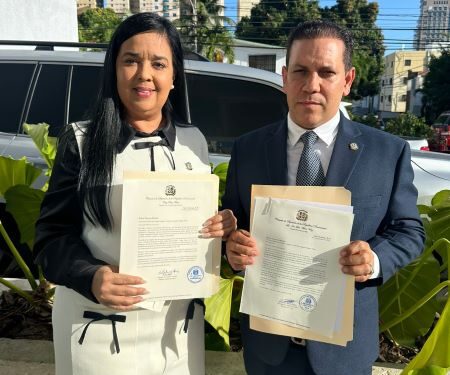 Diputados se unen para buscar solución a conflicto territorial entre La Vega y Sánchez Ramírez