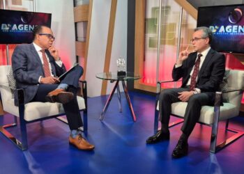 Miguel Collado dice es inmoral endeudarse para gastar ahora y que paguen las próximas generaciones