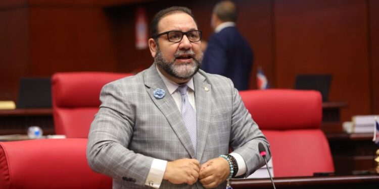 Senador Ramón Rogelio Genao propone creación de Cuarta Sala Especializada en la Suprema Corte de Justicia