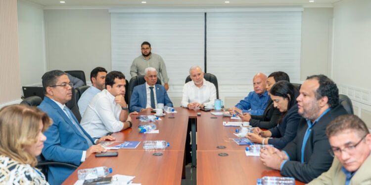 Presidente del Senado valora el trabajo de la comisión que estudia el Código Procesal Penal