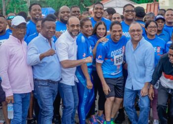 Cierra con éxito “Comendador Corre”, una carrera por la salud y la confraternidad en Elías Piña