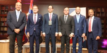 Jean Luis Rodríguez destaca en Canadá el potencial de República Dominicana para la inversión portuaria