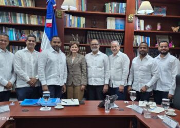 ASNEP realiza encuentro con La Vicepresidenta Raquel Peña
