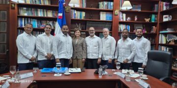 ASNEP realiza encuentro con La Vicepresidenta Raquel Peña