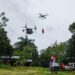 Drones del 911 son utilizados para realizar entrega de kits de raciones crudas a familias incomunicadas en Santo Domingo Norte