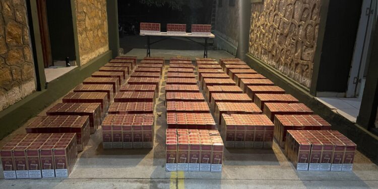 Ejército incautó más de 279 mil cigarrillos ilícitos en una vivienda abandonada en Pedro Santana