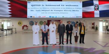 Luis Miguel De Camps comparte en Qatar la visión del país sobre cómo transformar la inversión educativa en mejoras en los aprendizajes