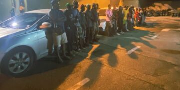 Ejército detiene tres vehículos con 29 haitianos indocumentados en Mao, Valverde