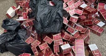 Ejército ocupa 66,800 unidades de cigarrillos y detiene cuatro personas en operativo en Las Matas de Farfán