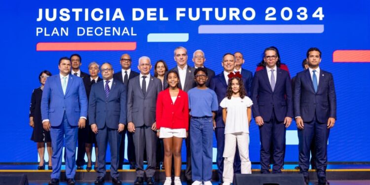 Presidente de la SCJ, Luis Henry Molina, destaca compromiso nacional del presidente Abinader con una justicia centrada en las personas y que fortalece la democracia