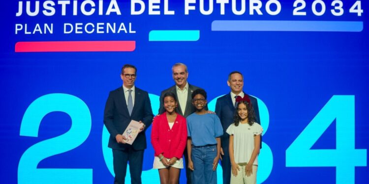 Poder Judicial cierra el proceso de construcción participativa del Plan Justicia del Futuro 2034; presenta documento final a actores que formaron parte de su elaboración
