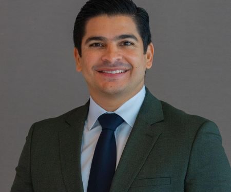 Presidente Abinader ordena reestructuración del Sistema Integrado de Transporte y designa a Jhael Isa Tavárez como nuevo director de la OPRET