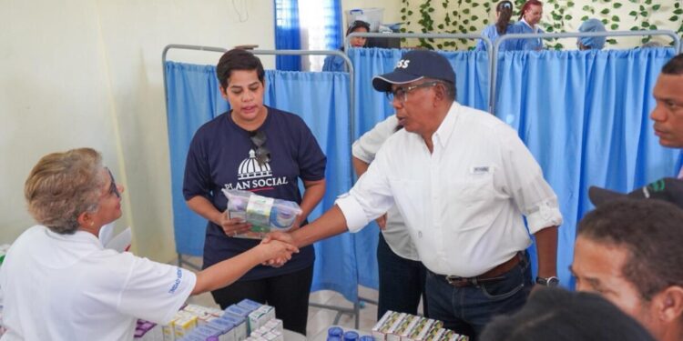 Dirección General de Asistencia Social y Alimentación Comunitaria (DASAC) realiza jornada integral en Santo Domingo Este