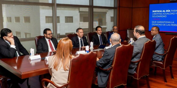 Poder Judicial y Medio Ambiente acuerdan fortalecer seguridad jurídica en áreas protegidas   