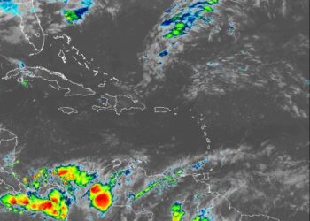 Indomet prevé aguaceros dispersos por incidencia de vaguada este lunes