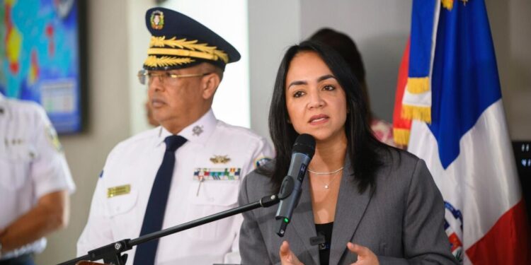 Gobierno flexibiliza horarios de venta de alcohol para Navidad y Año Nuevo