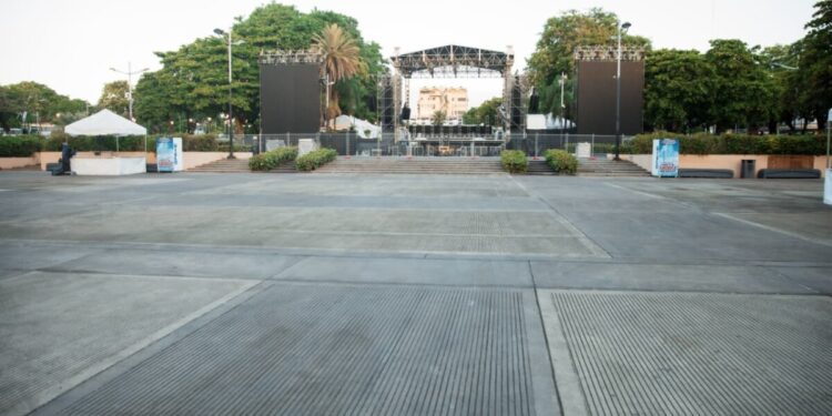Alcaldía del DN deja en total limpieza parque y entorno tras concierto de Rauw Alejandro