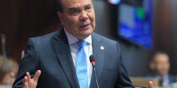 Diputado Alcibíades Tavárez denuncia movimiento Ola vinculado a SENASA afectó directamente San Pedro de Macorís