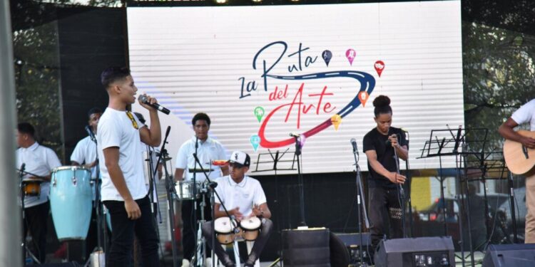 Ministerio de Educación impacta a cerca de 19 mil estudiantes con la Ruta del Arte a nivel nacional