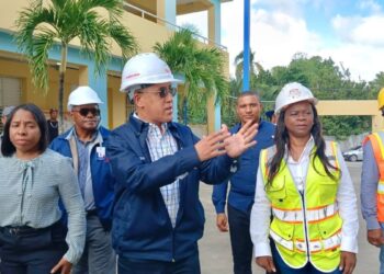 Remozamientos de Escuelas avanzan de manera acelerada en el Gran Santo Domingo dentro del Plan «Navidad en las Aulas 24/7»